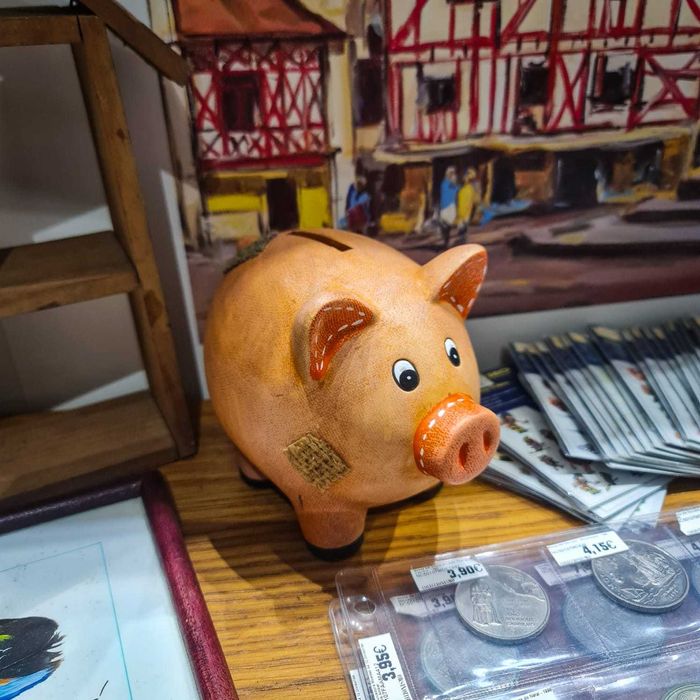 Mealheiro Porquinho – Cerâmica Pintada à Mão