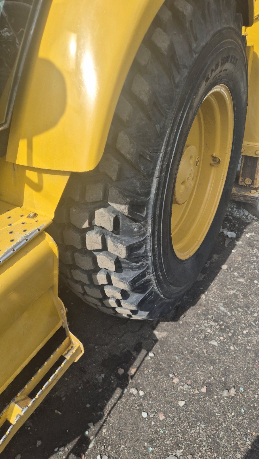 Екскаватор Caterpillar 422E 2007 года