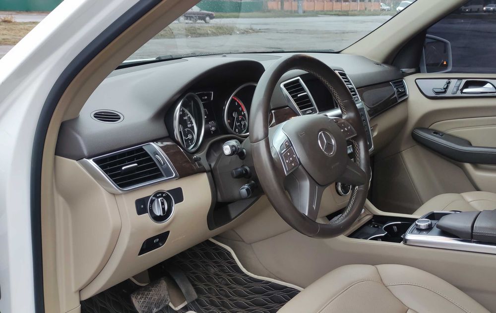 Mercedes ML 350 BLUETEK 2014