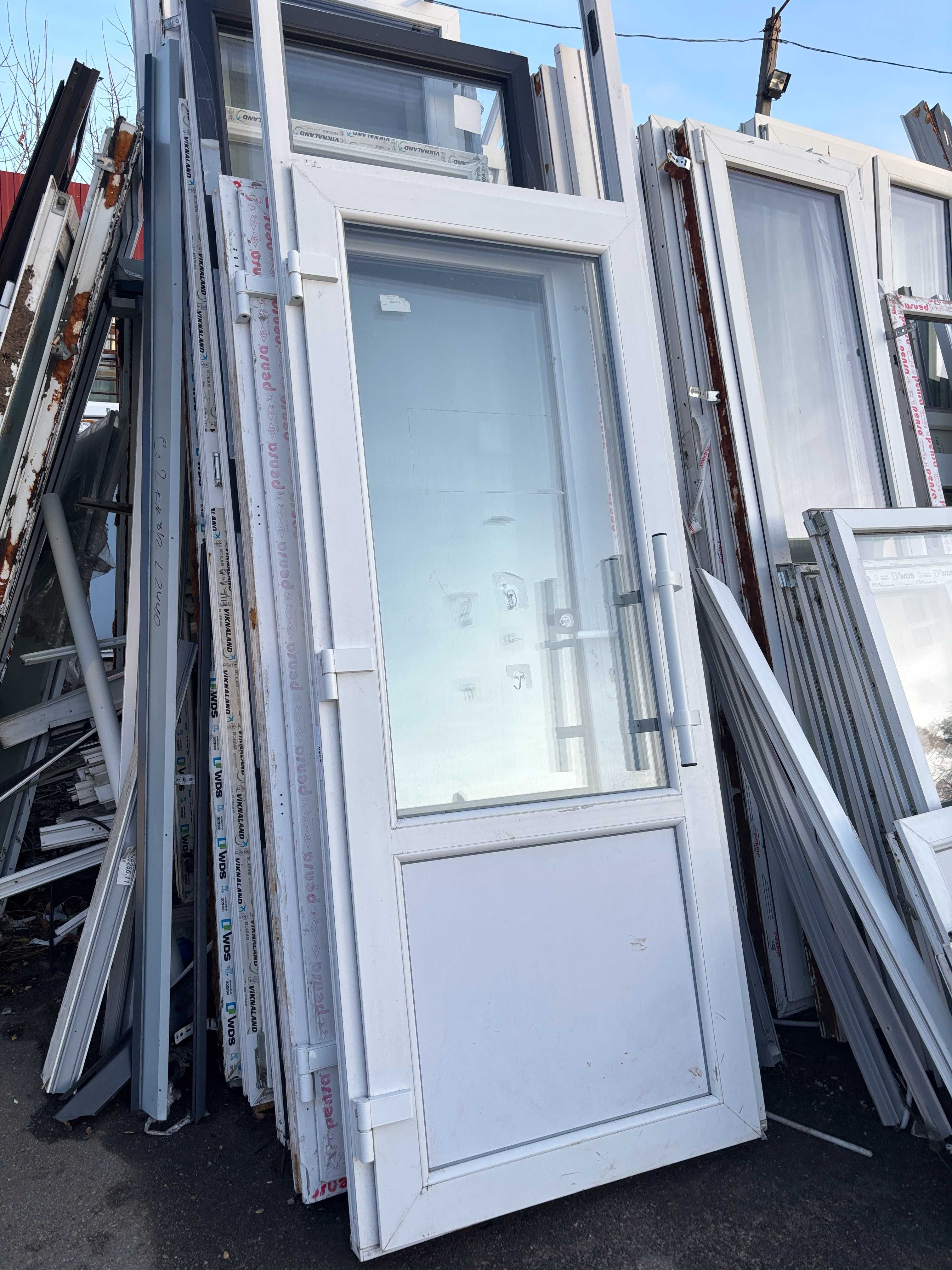 Дверь новая VEKA ВХОДНАЯ усиленная  металлопластиковая  входная группа