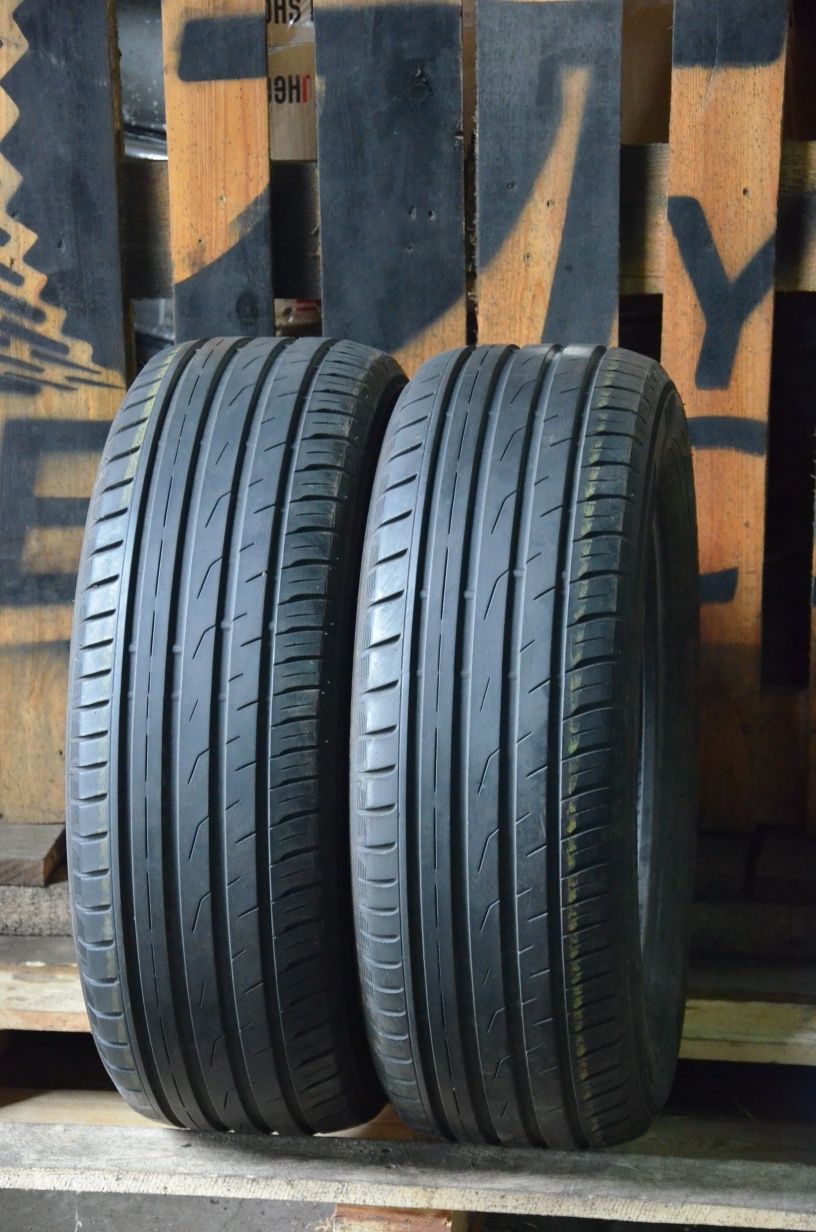 Резина шини колеса літо літні 225 60 r17 Toyo Gtyres