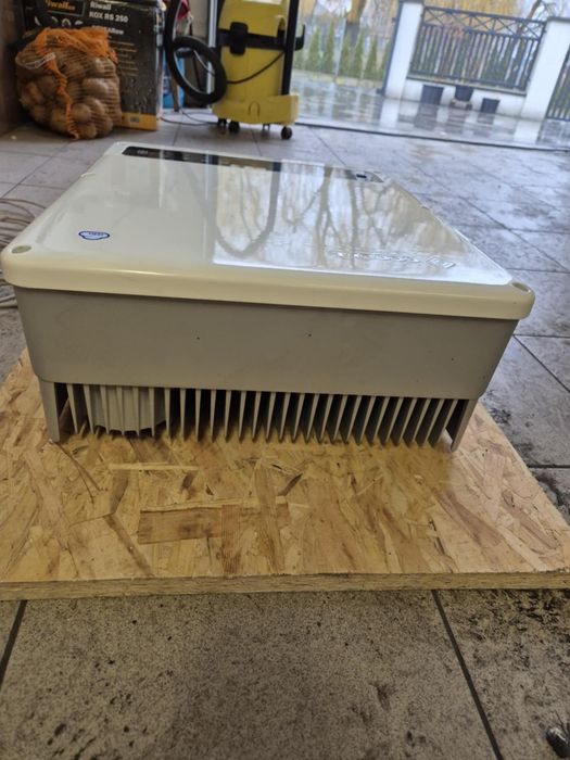 goodwe falownik hybrydowy GW5K-ET 5 kw


95000ETU227W0175
Check code: