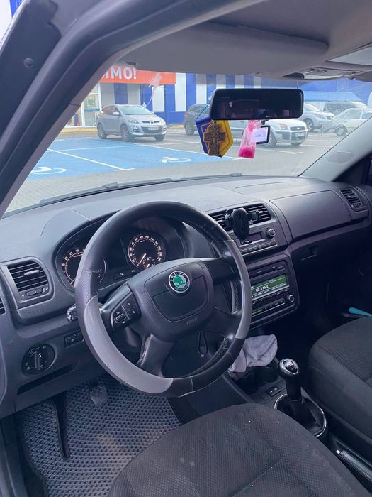 Skoda fabia 1.6 Шкода фабія