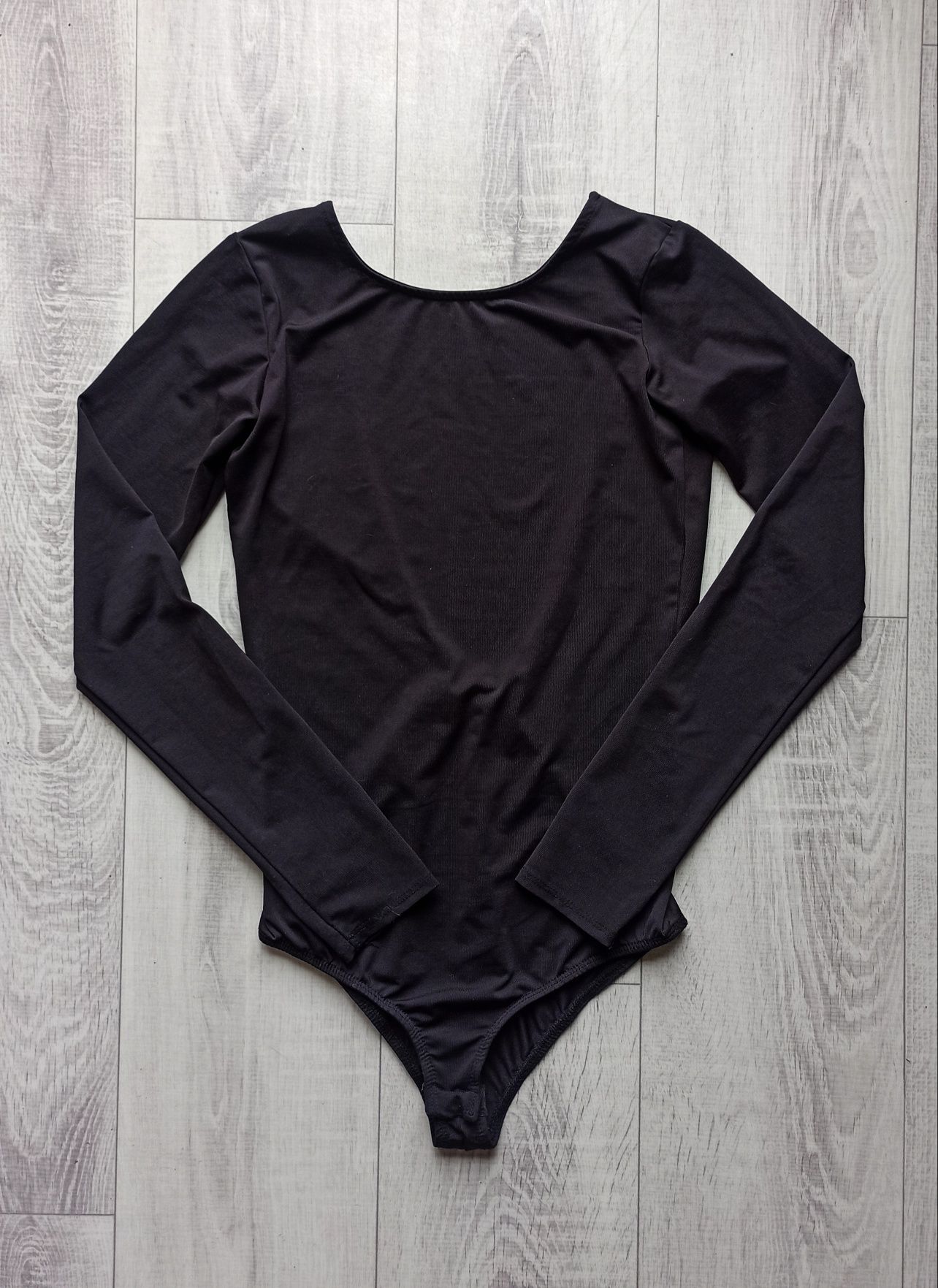 bluzka body z długim rękawem z odkrytymi plecami long sleeve obcisłe