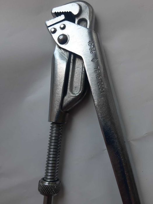 Ключ універсальний трубний розмірами від 10 до 36 мм