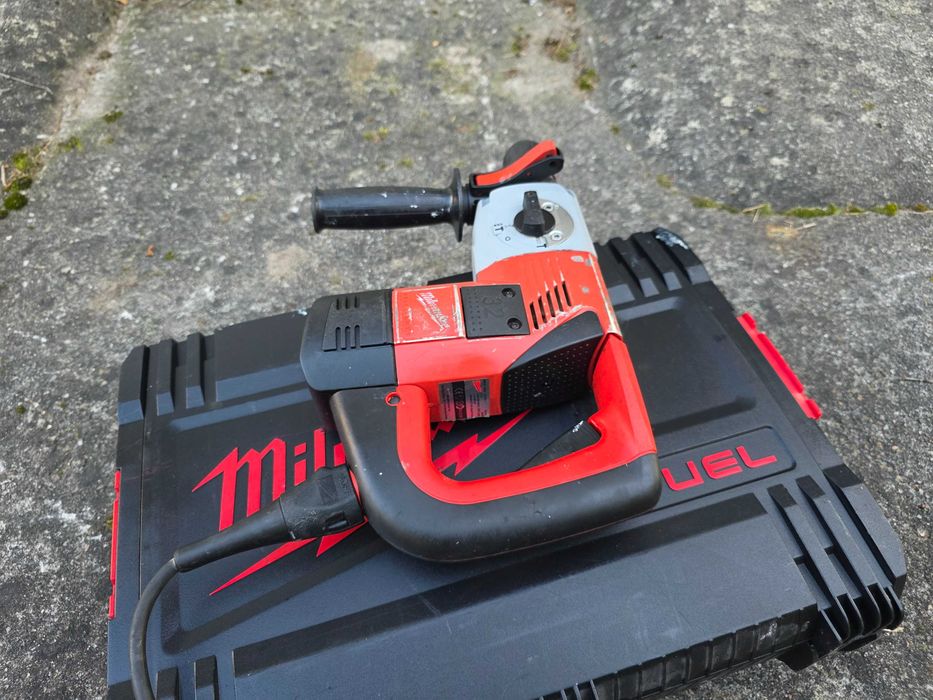 MILWAUKEE PLH 32 młotowiertarka + walizka + główka