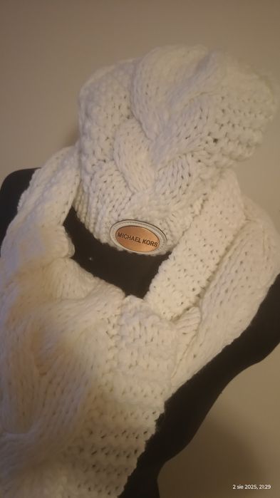 Komplet czapka szalik ala Michael Kors