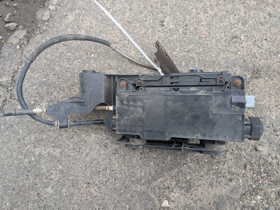 Стояночне гальмо, ручник, блок керування Renault Scenic 2