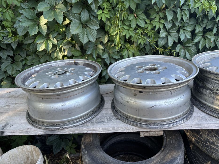 Продам диски с бмв е34 4 шт