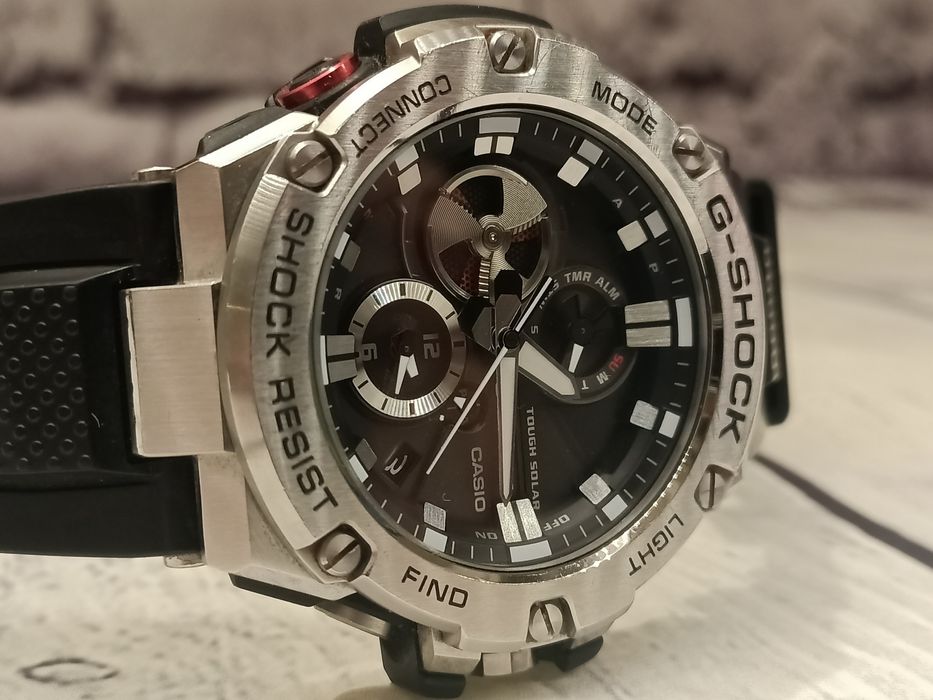 Zegarek Casio G-shock GST-B100