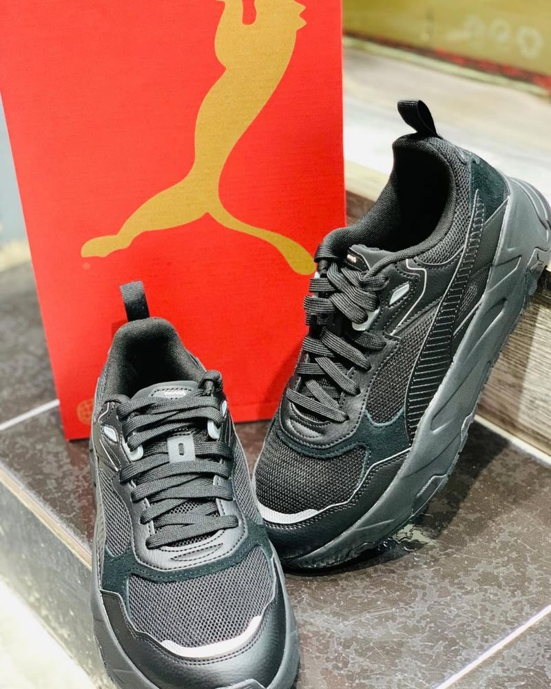 Чоловічі оригінальні кросівки Puma Trinity 389289 03