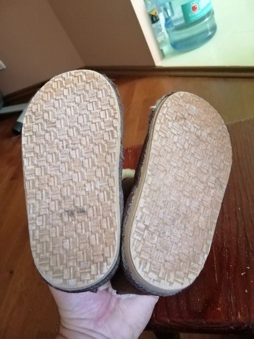 Тапочки, бурки, чуни детские