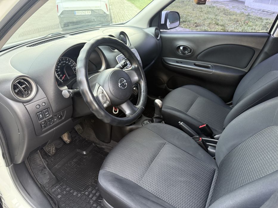 Продам Nissan Micra в хорошем состоянии.