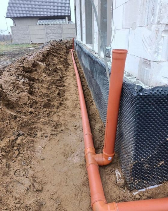 Odprowadzanie wody z rynien, odwodnienia ,minikoparka, Koparko-Ładowar