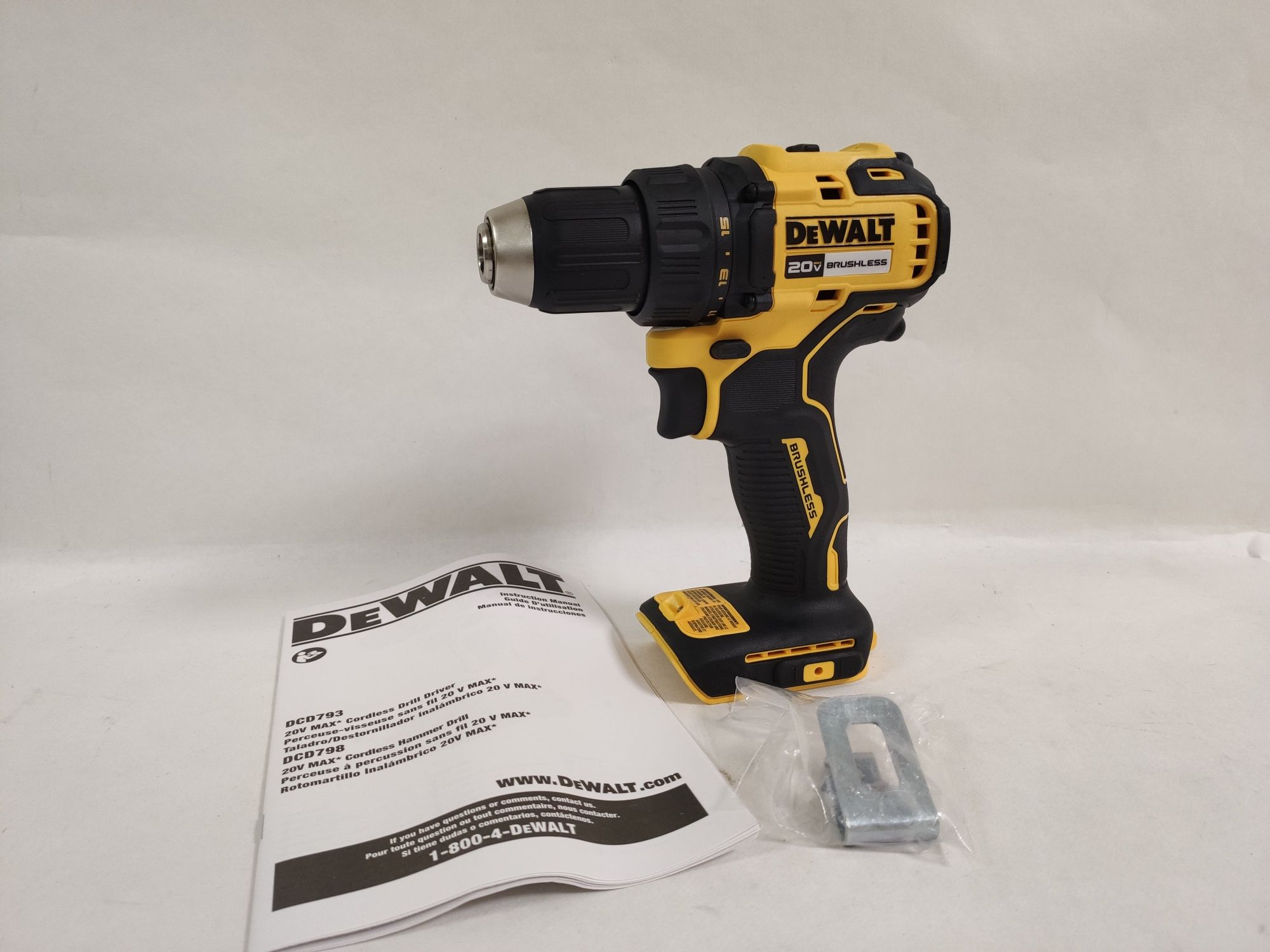 Оригінальний безщітковий дриль шуруповерт DeWALT DCD793b XR20V