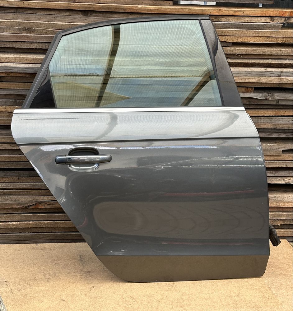 AUDI A4 S4 B8 LZ7S Sedan Drzwi prawy prawe lewe lewy tył