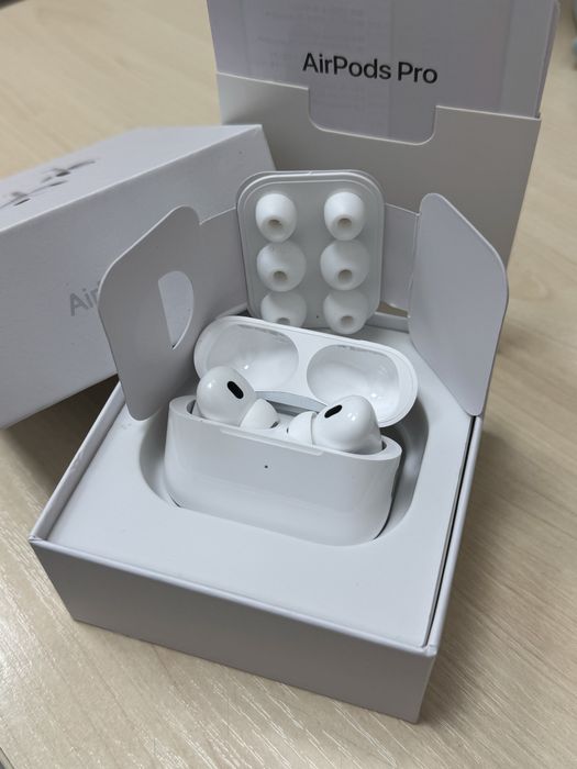 Навушники Apple Airpods Pro 2 Generation