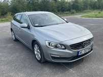 Volvo V60 Momentum, D4 DRIVE-E, 181 KM, 2015