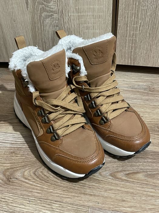 Ботинки жіночі зимові / Кросівки зимові жіночі
