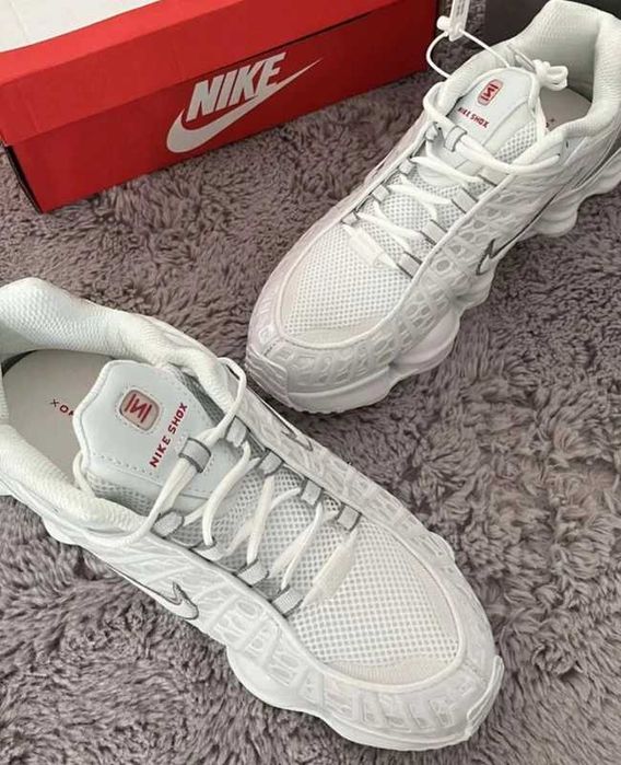 Buty Trampk Nike Show TL White R.43