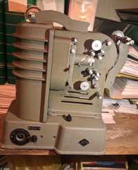 Projector mto antigo de filme mudo, EKA