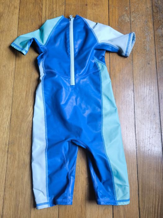 Fato térmico com proteção UV