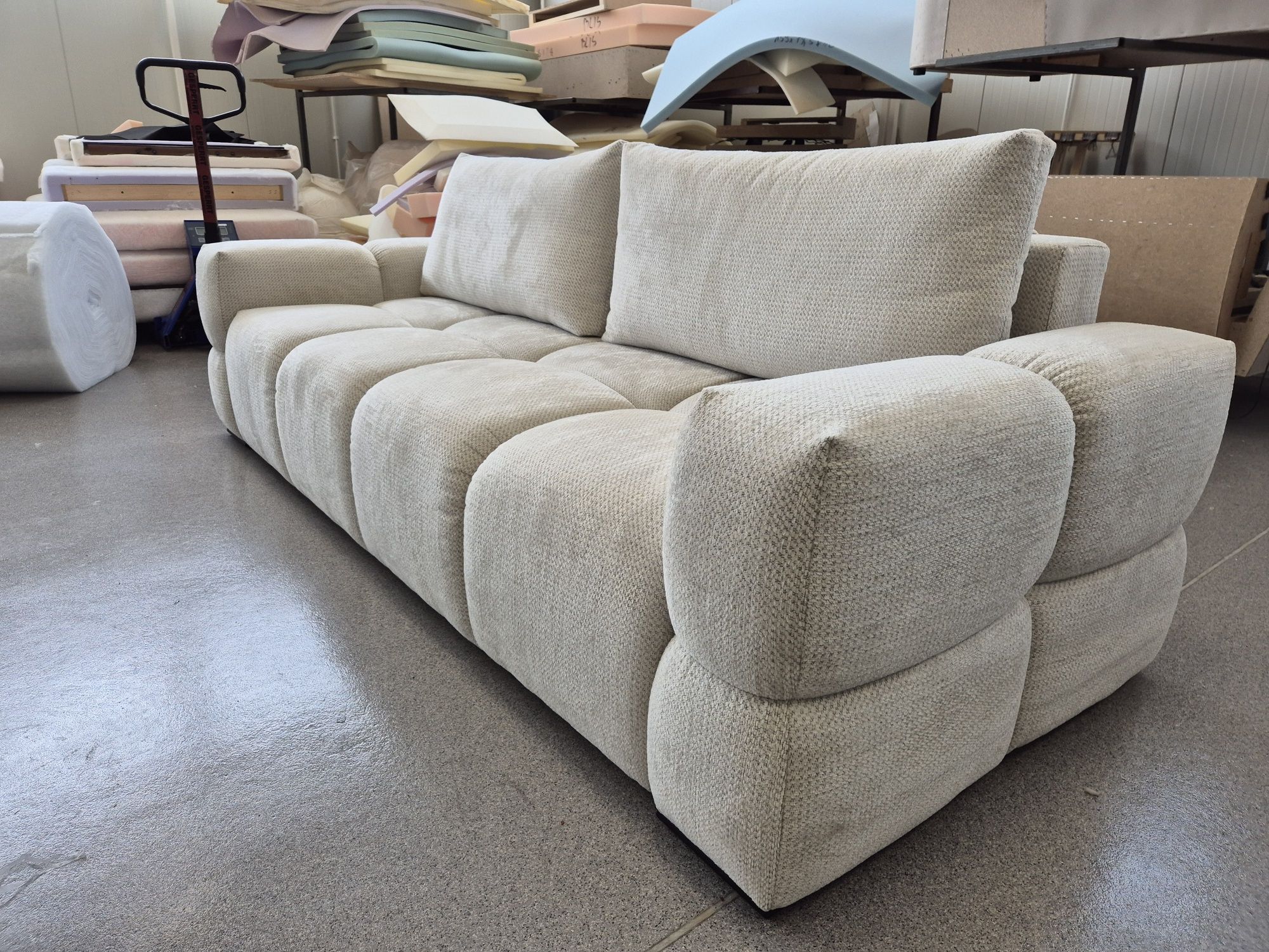 Sofa Taremi z funkcją spania – Outlet, dostawa gratis!