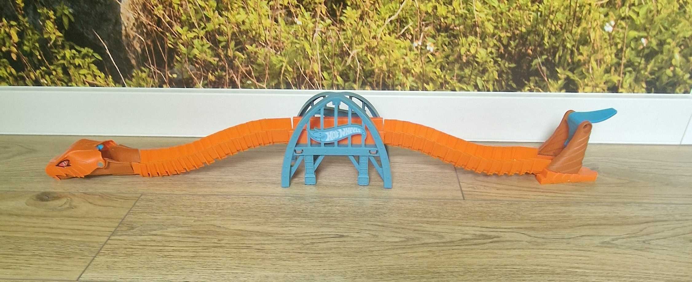 Hot Wheels City Viper Bridge Attack Zestaw do zabawy