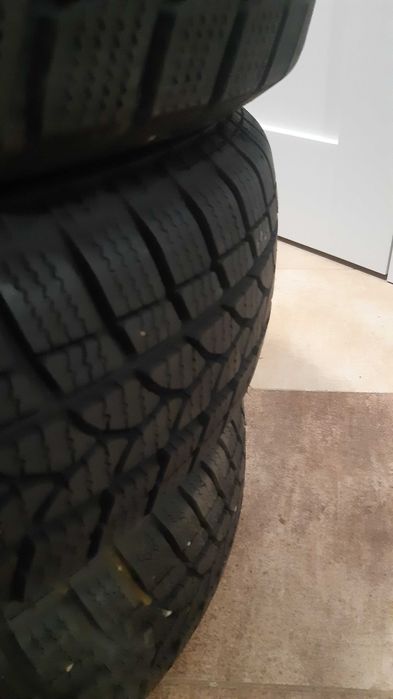 Opony zimowe 175/65 R14 82T 2 x Kormoran, 2 x GT Radial Champiro, 6mm