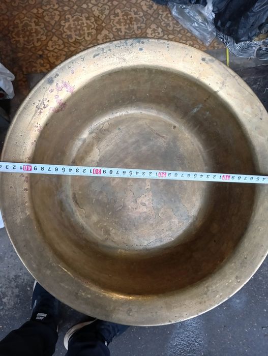 Бронзовый тазик для варенья.