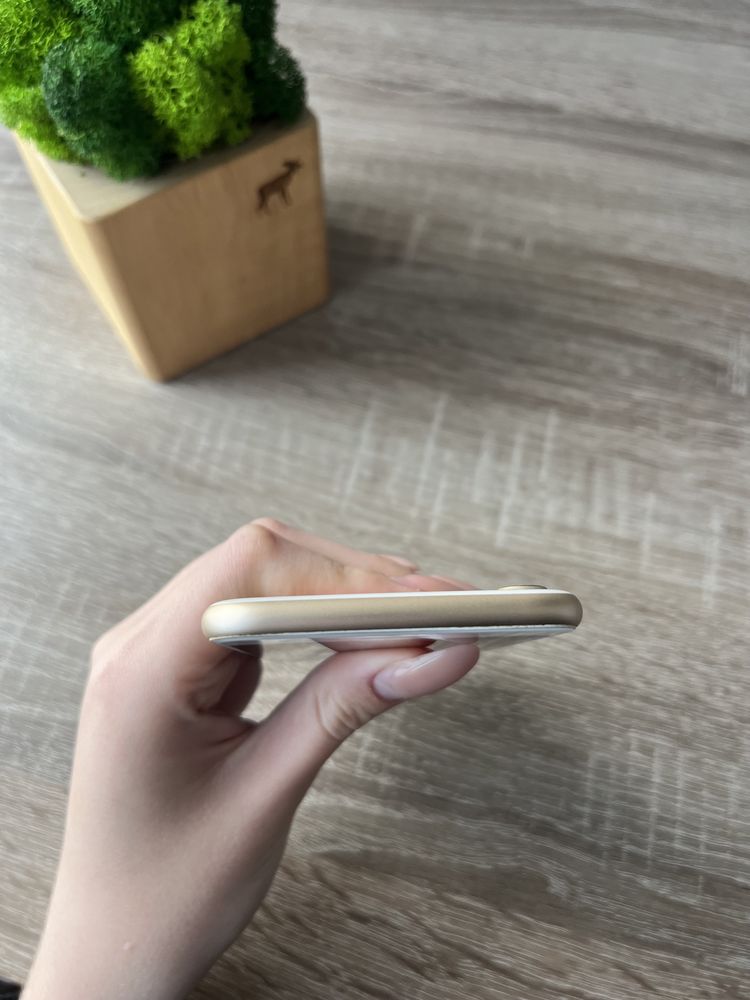 (73$) Apple Айфон/IPhone 7 32gb Неверлок Gold акб:100%