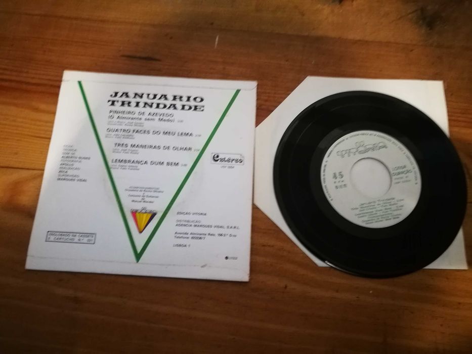 JANUÁRIO TRINDADE - Canta Pinheiro De Azevedo  SINGLE