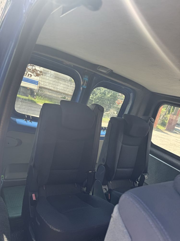 Продам Renault Trafic 2009
