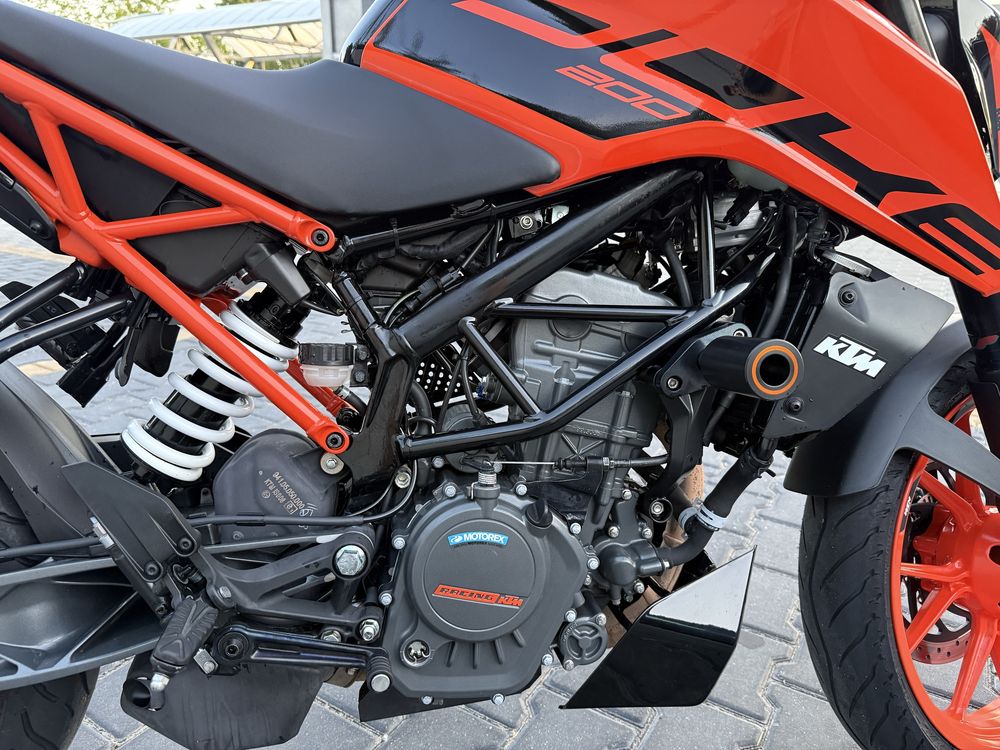 KTM DUKE 200 ABS 2020