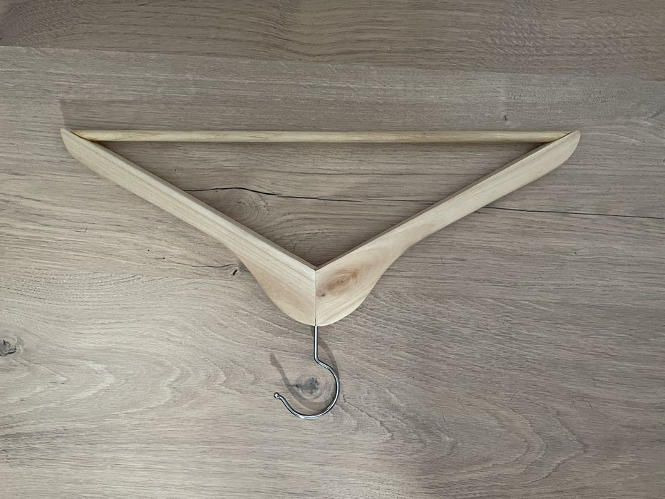 Cabides madeira (total de 30)