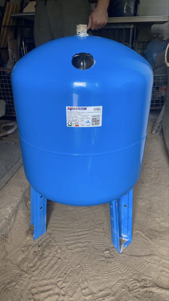 Гідро акумулятор-водонапорна башня Aquasystem 100 л