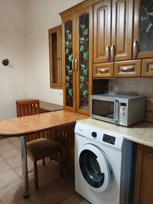 Центр! Оренда хорошої 2 кім.квартири в Куліша.