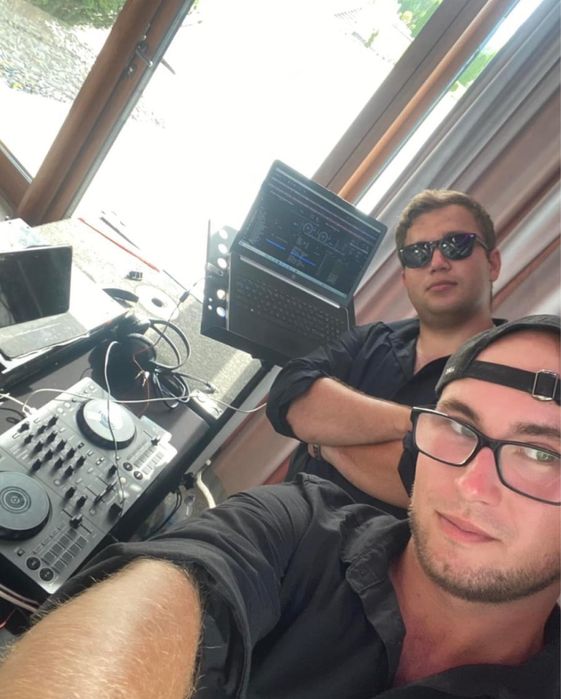 Dj RETRO /wodzirej/akordeon/saksofon na twoją impreze