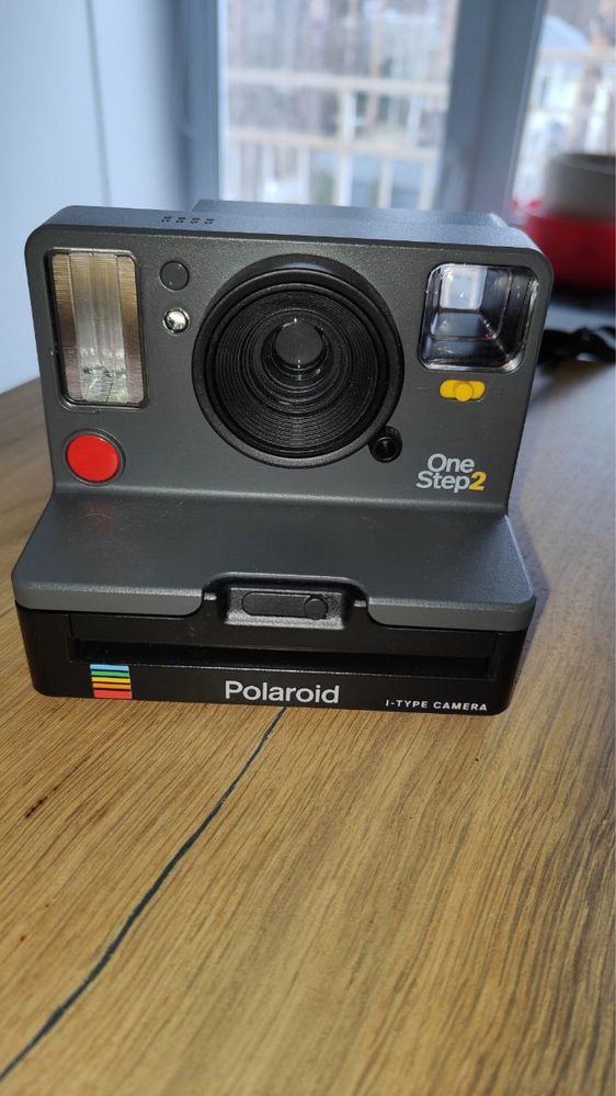 Камера моментального друку Polaroid Now