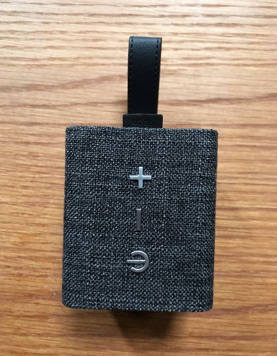 Coluna Bluetooth com entrada Cartão de memória / Entrada Aux 3.5mm