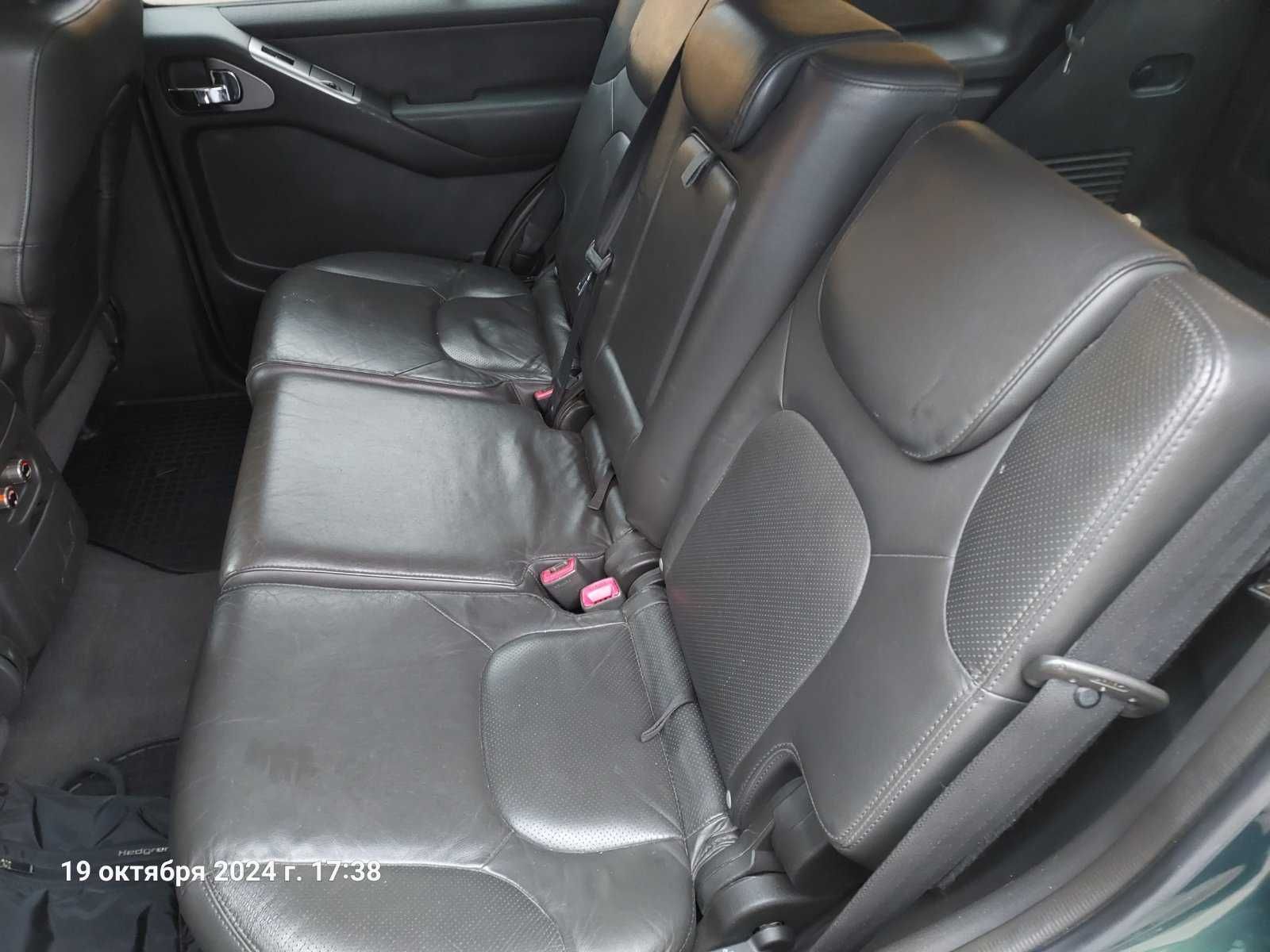 Nissan Pathfinder ДП 2,5 мех. 2005 (заміна двигуна пробіг 200 тис.)