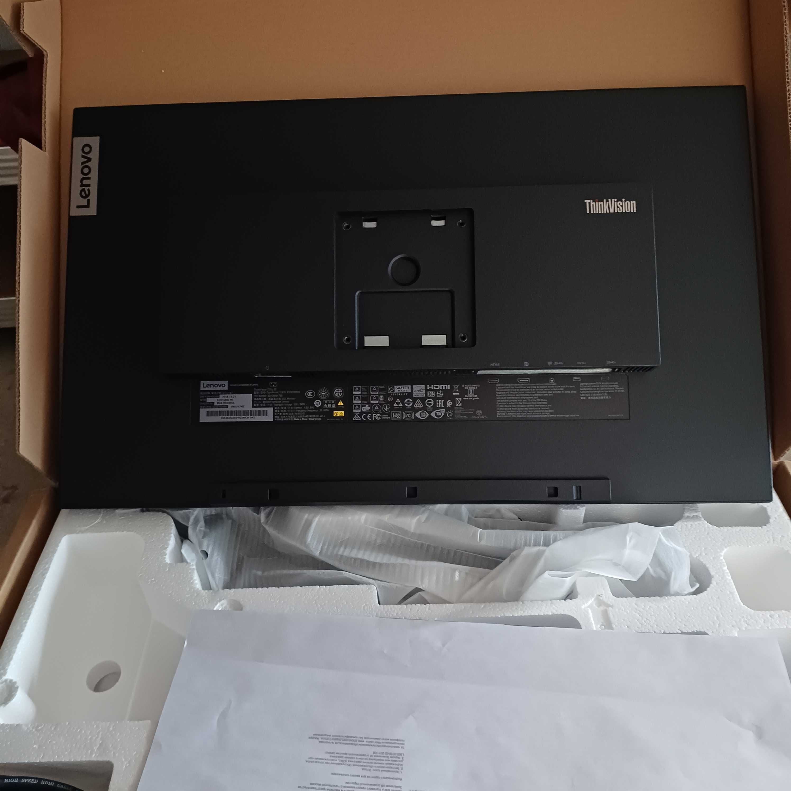 Monitor Lenovo T27q-20 27" práticamente novo
