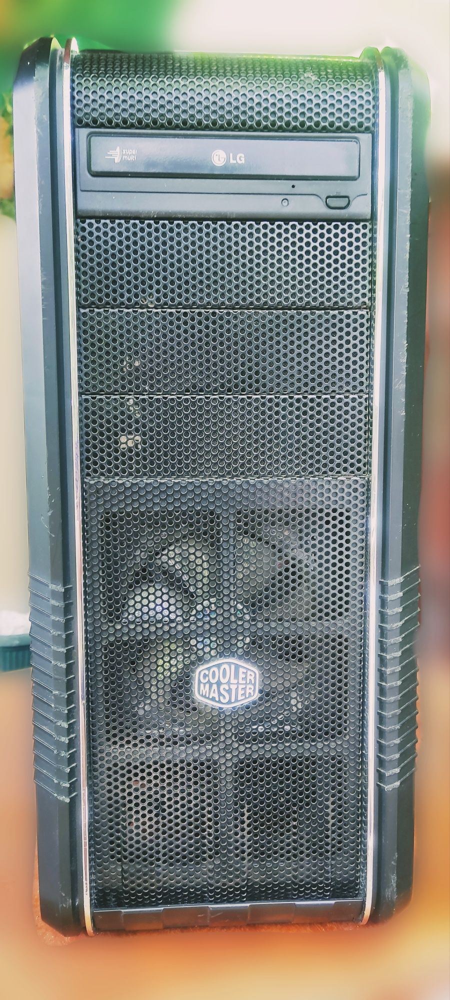 PC Cooler Master / AMD Phenom II / ASUS EVO3 ATX / GIGABYTE GTX 650