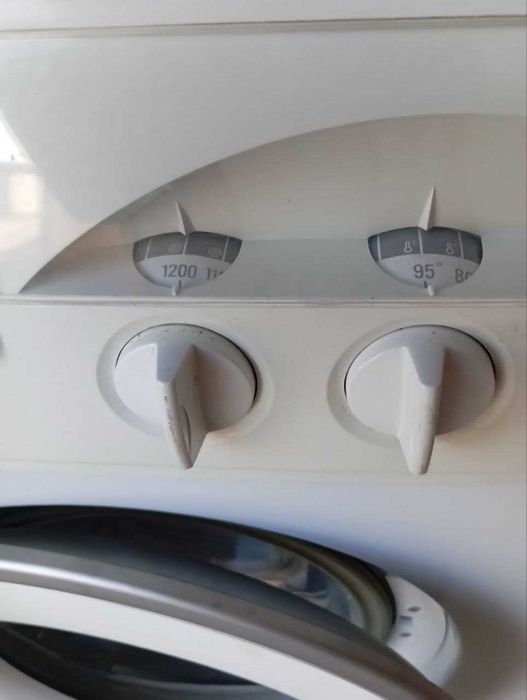 Продам стиральную машинку General Electric