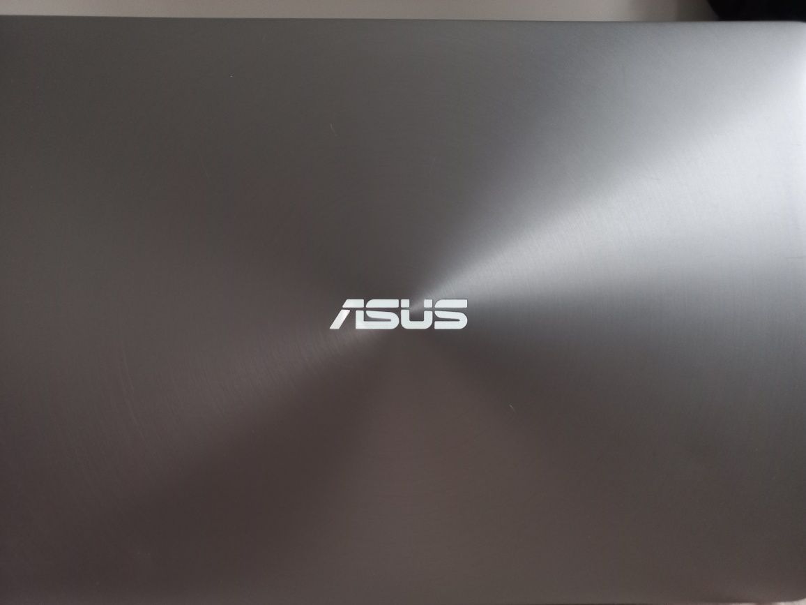 Asus i5 4200H GTX950M RAM16GB SSD128GB