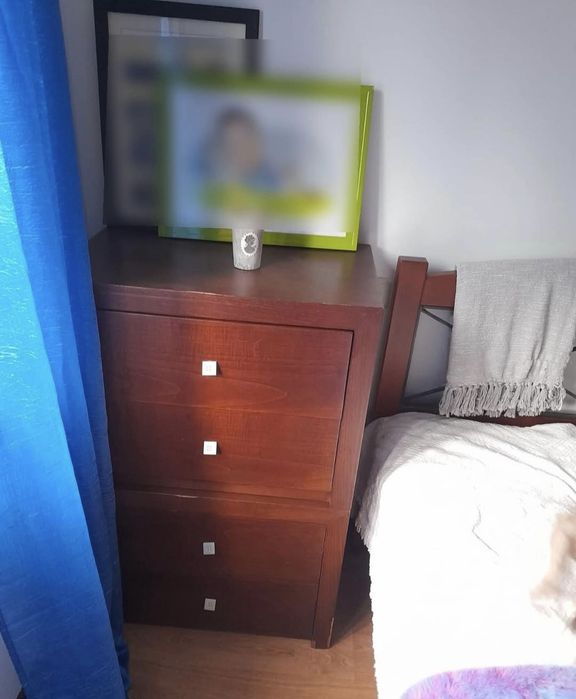 Quarto completo com colchão e estrado