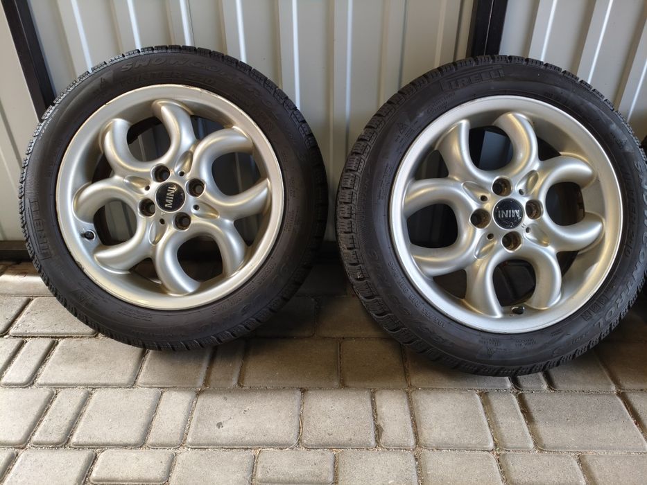 Opony zimowe PIRELLI jak nowe 195/55 R16 +  felgi mini cooper