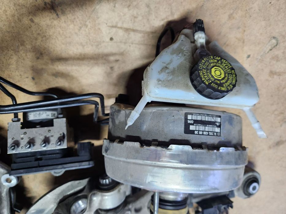 Супорт, полуось,ричаги,ступиця Mercedes W 205