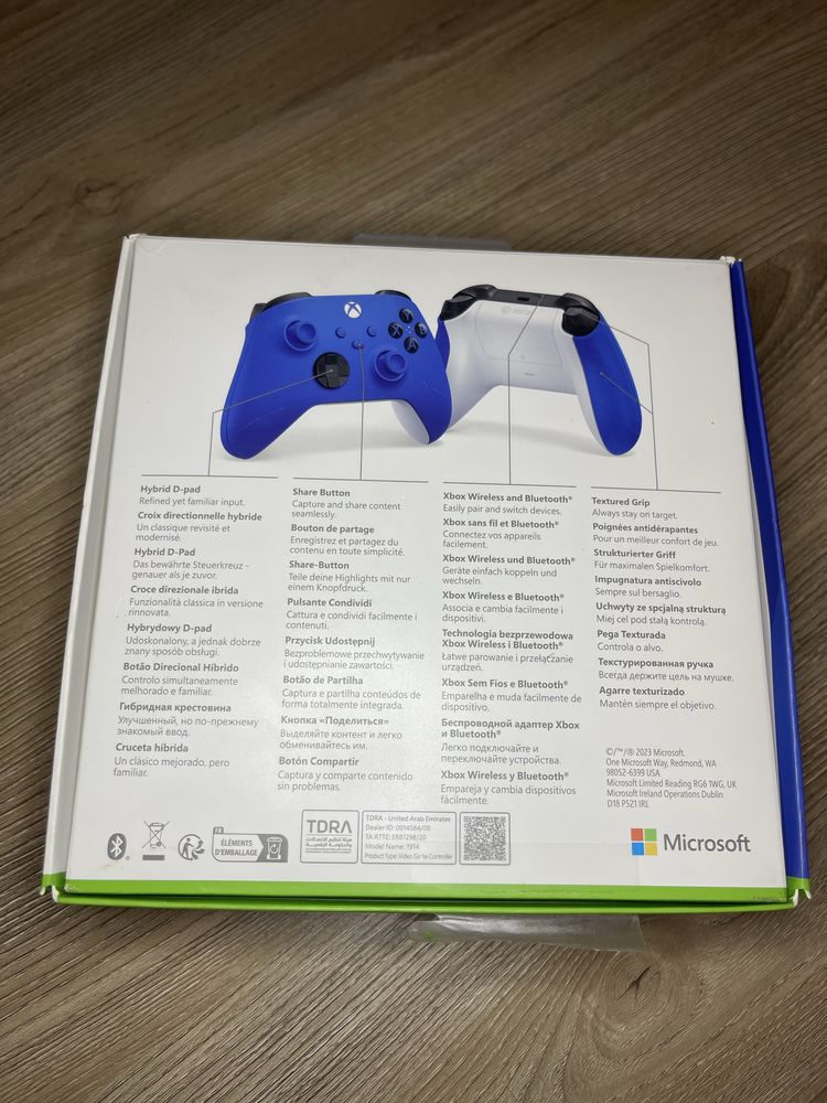 геймпад Microsoft Xbox Series X | S Wireless Controller Shock Blue