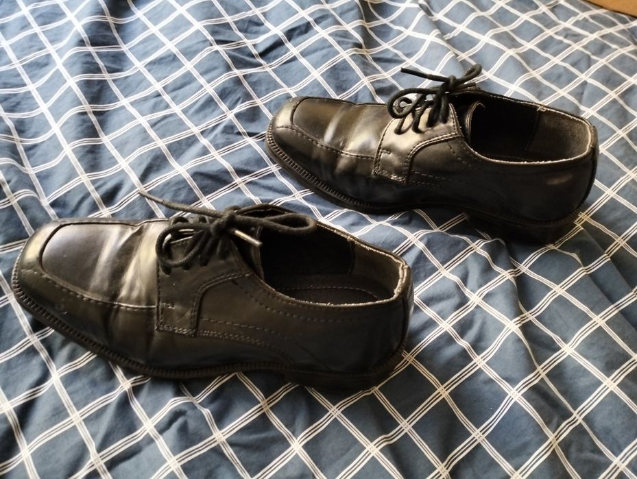 Pantofle dla chłopca roz 34, komunia, wesele, apel